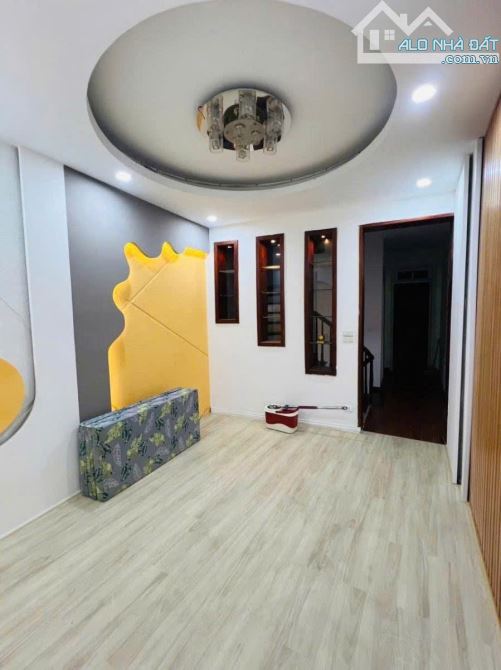 BÁN NHÀ TRUNG TÂM TRẦN DUY HƯNG 55M² 5 TẦNG NGÕ THÔNG 2 Ô TÔ TRÁNH GẦN PHỐ 12.8 TỶ - 2