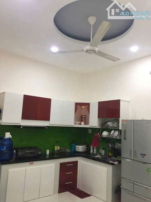 BÁN NHÀ, 2 TẦNG 3PN 80M2(4,7X17) XE HƠI TRÁNH, NHỈNH 3 TỶ TL CHỦ - 2