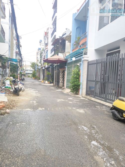 Bán đất nay công viên làng hoa giá 6.5ty DT: 4x17 hẻm oto vào tới đất cực rẻ hiện nay - 2