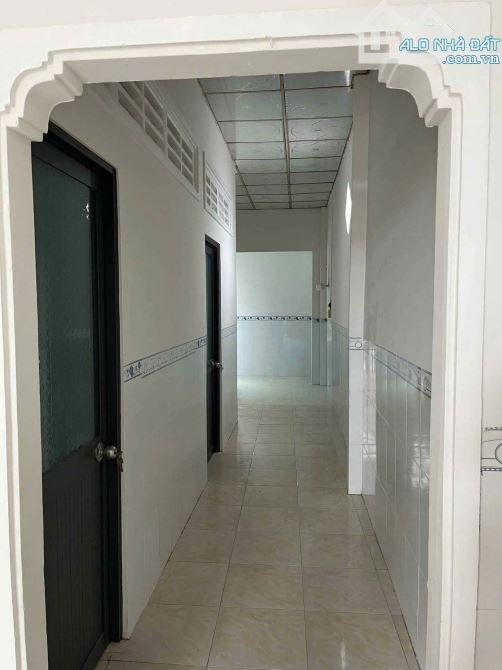 Bán nhà kiên cố 110m2 Tân Hiệp giá 910 triệu sổ hồng riêng - 2