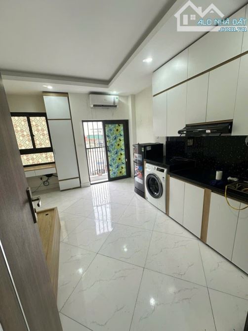 BÁN TÒA CCMN CHÍNH KINH 8 TẦNG – THANG MÁY - 14 PHÒNG FULL NỘI THẤT - PCCC – DÒNG TIỀ65T - 2
