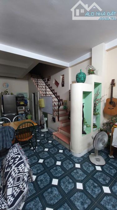Tin thật. cần bán căn nhà HXH Trần Quý Cáp 112m2 sàn. - 2