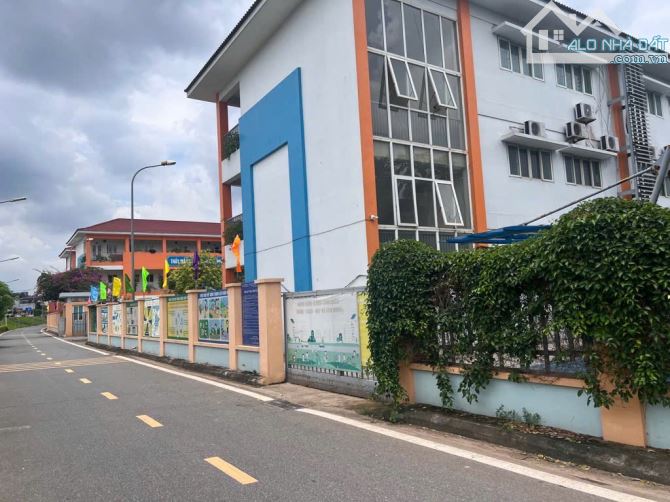 Bán gấp mảnh đất 300m2 mặt đường Ngọc Thuỵ, đường ô tô tránh, giá 35 tỷ có TL mạnh - 2