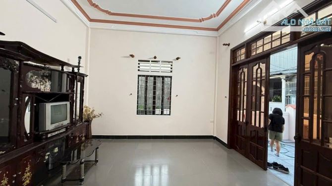 CHO THUÊ NHÀ NGUYÊN CĂN 2 TẦNG KIỆT Ô TÔ ĐẶNG HUY TRỨ, TP HUẾ - 2