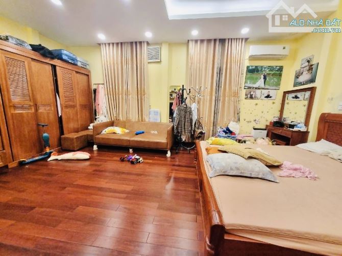 BÁN NHÀ PHỐ TRẦN XUÂN SOẠN Q. HBT- NHÀ ĐẸP-VÀI BƯỚC RA PHỐ-42m2-6 tầng-mt 6.8m-16.3 tỷ - 2
