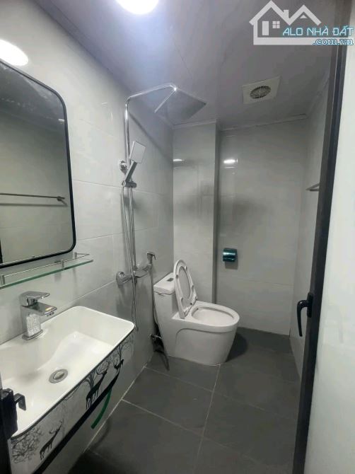 Bán Nhà vạn phúc,cầu am,Trung Tâm quận hà Đông.DT_Trên 30m²,lô góc 3 mặt Thoáng .Giá 7ty. - 2