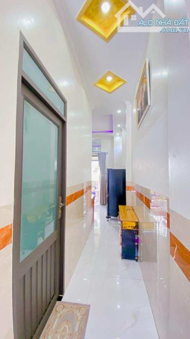Bán nhà 3 phòng ngủ đường Lê Hồng Nhi mới đẹp - 2