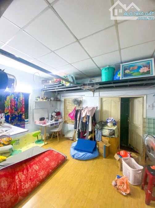 🌹🌹 CHỦ NGỘP CMT8, 40M2, 2 TẦNG, 2 PHÒNG NGỦ, 2 WC. GIÁ: 4,X TỶ🌹🌹 - 2