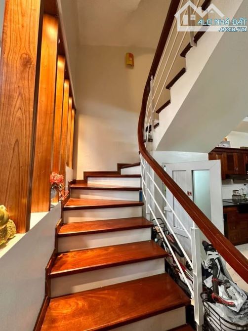 Bán Nhà Trần Cung 38m,5 Tầng , Dân Xây , Ngõ Vào 3m5, Đủ Nội Thất , Cách 30m Ra Phố - 2