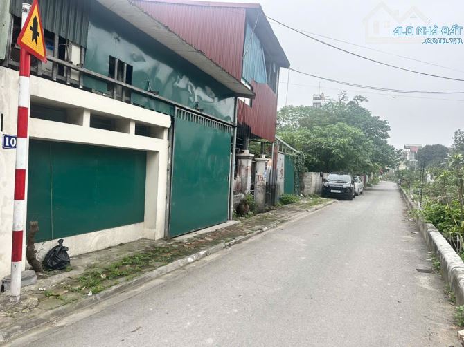 Nhà đẹp Cổ Bi, 97M - 6M Tiền – Nhỉnh 10 tỷ, Mặt ngõ to, Ô TÔ, Đầu tư tốt - 2