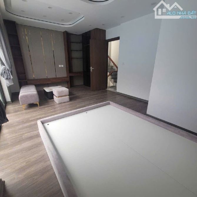 BÁN NHÀ SÀI ĐỒNG – NGUYỄN VĂN LINH LONG BIÊN – 36M² – 5 TẦNG – GARA Ô TÔ – 7,65 TỶ - 2