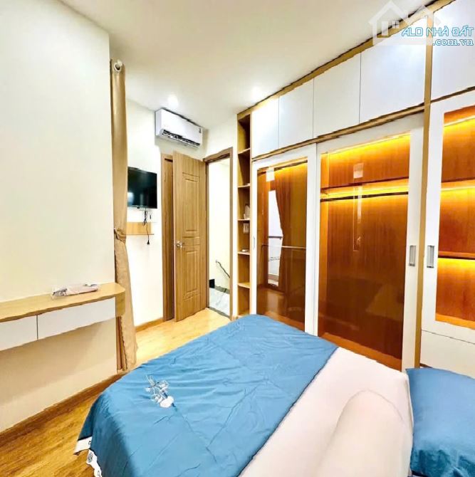 Nhà mới Cách Mạng Tháng Tám - QUẬN TÂN BÌNH - 5.5 x 8 m Vuông - 2 Tầng - 5.38 tỷ - 2