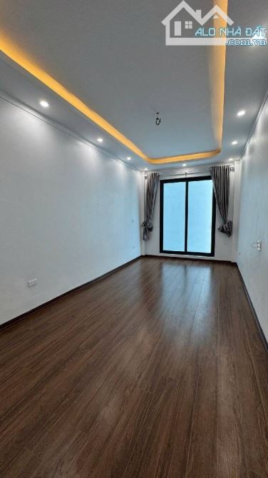 BÁN NHÀ Ỷ LA – Ô TÔ CÁCH 15M – NHÀ MỚI ĐẸP – 43M²x5T – 5.85 TỶ - 2