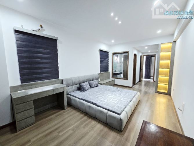 🏡 BÁN NHÀ TRUNG TÂM PHỐ THẠCH BÀN - LONG BIÊN, LÔ GÓC 2 MẶT THOÁNG - THANG MÁY - GARA Ô T - 2
