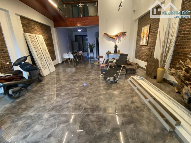 BÁN TÒA VP ĐỖ ĐỨC DỤC 75M2X9 TẦNG+1HẦM,THANGMÁY,130 TRIỆU/M,LÔ GÓC,29.8 TỶ - 2
