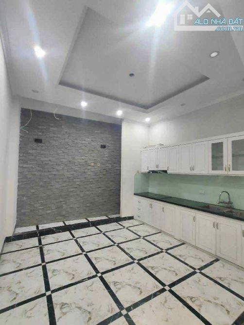 PHỐ ĐỊNH CÔNG THƯỢNG, DT 60 M2, NHÀ ĐẸP, THANG MÁY, 5 TẦNG, MT 4M GIÁ NHỈNH 11 TỶ. - 2