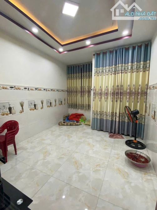 Bán căn nhà 1 lầu 1 trệt mặt tiền kinh doanh đường ngay 2 con rồng Bửu Long - 2