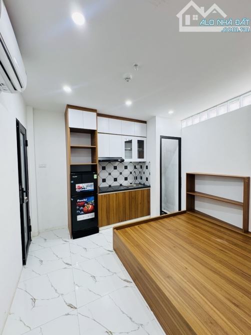 Cần bán căn hộ dịch vụ 80m 6 tầng CCMN thang máy, dòng tiền đỉnh ngay Học viện Nông - 2