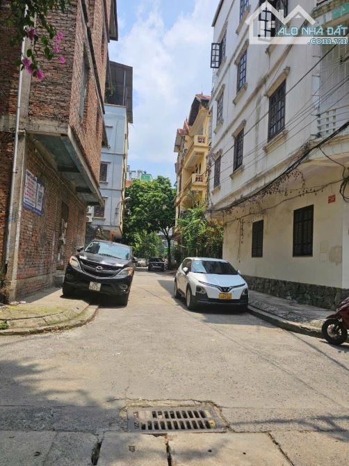 HÀNG HIẾM PHẠM THẬN DUẬT CẦU GIẤY 60m MT 4.5m 4 TẦNG LÔ GÓC 3 MẶT TIỀN Ô TÔ TRÁNH 20 TỶ - 2