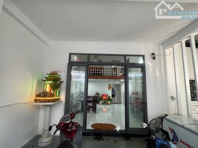 🏡 BÁN NHÀ CẤP 4 + GÁC LỬNG – KIỆT Ô TÔ NGUYỄN PHAN VINH, GẦN BIỂN – GẦN CHỢ 🏡  📐 113m² - 2