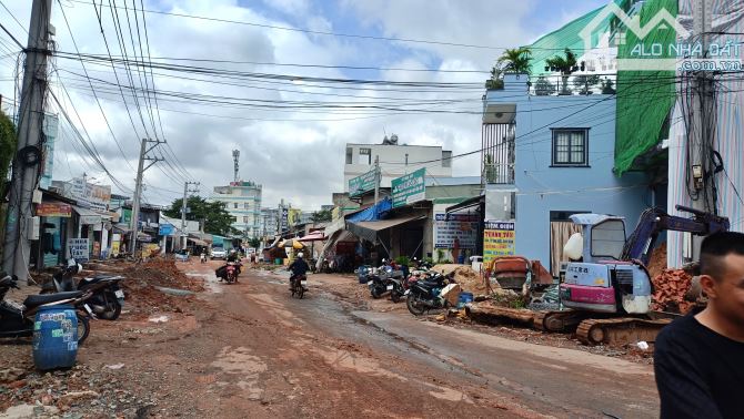 Bán đất lô góc ngang 8m, góc đường gần Tô Vĩnh Diện, Làng Đại Học, Đông hoà, Dĩ An hơn 5tỷ - 2