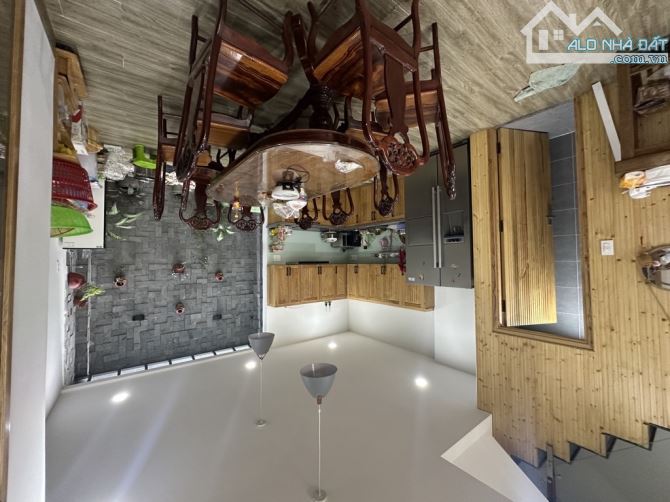 Bán nhà Thống Nhất, phường 16, Gò Vấp, hẻm xe hơi, 75m2, ngang 5m, 3 tầng, giá 7.5 tỷ - 2