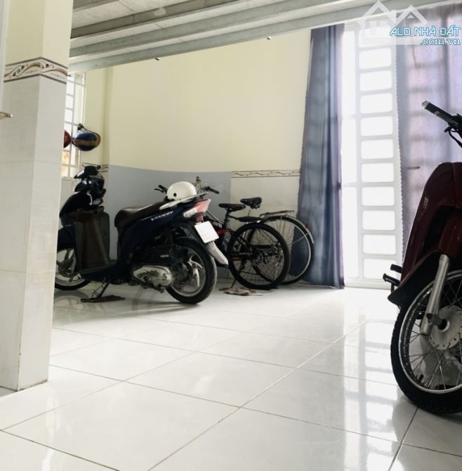 BÁN GẤP NHÀ HẺM XE HƠI ĐÔ ĐỐC CHẤN , 73M2 , 3 TẦNG , 6PN . GIÁ NHỈNH 7TỶ - 2