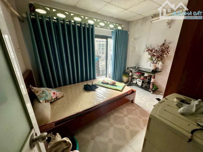 NHÀ BÁN 2LẦU-2PN, Đ.QUANG TRUNG P.10. DT: 4x8m DTSD 58 -GIÁ: 2,95TỶ. - 2