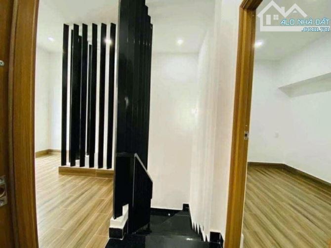 ► Nhà Kiệt 136 Trần Cao Vân, Chợ Tam Thuận, giáp Hải Châu 36m2, 2 tầng, 2.45 tỷ - 2