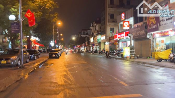 BIỆT THỰ PHỐ VIP NGUYỄN SƠN 325M, 4T, MT10M, 3 Ô TÔ TRÁNH, DÂN TRÍ CAO, AN SINH TUYỆT VỜI. - 2