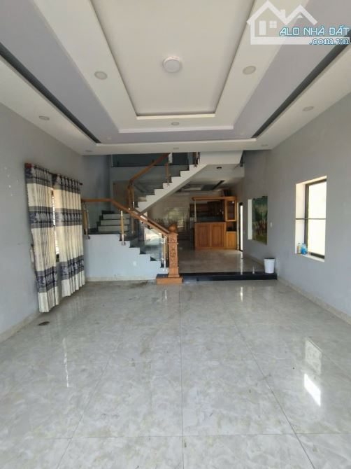 Giá rẻ nhất thị trường 5,5tỷ nhà 3mê 192m2, dtsd 432m2, kiệt ô tô vào tận nơi - 3