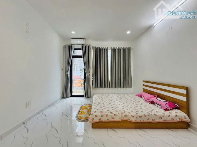 toi cần ban gap nhà dep lương ngoc quyến, 1ti 8 55m2, 1tret 2 lau, shr - 3