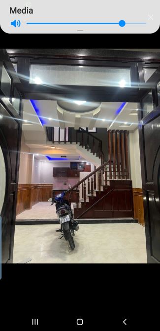 Bán nhà  Ăn trung Đông 6 dt 50 m2  ngang  4.7 m  3 tầng  giá chỉ  7.72 tỷ - 3