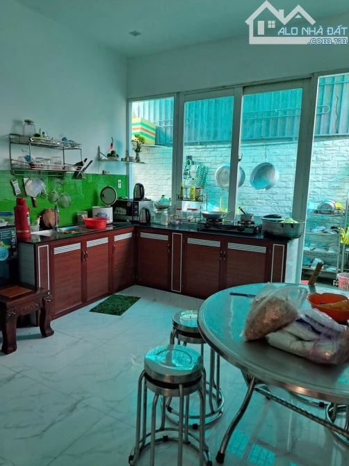Bán Nhà 2 Tầng Đường Rộng 10m , Hòn Rớ 2 , Giá 4 tỷ 100 Triệu - 3