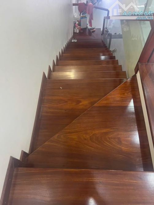 CĂN NHÀ MẶT ĐƯỜNG XUÂN THUỶ - KĐT BÃI VIÊN - P NAM ĐỊNH - 3