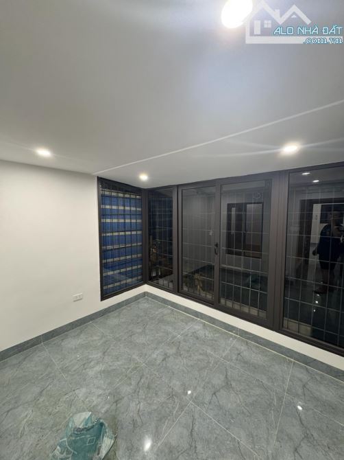 Nhà Mới Đẹp - Sổ To - Lô Góc - Tập Thể Bưu Điện - Đống Đa - Dt :86m2/3PN*nhỉnh 5 tỷ - 3