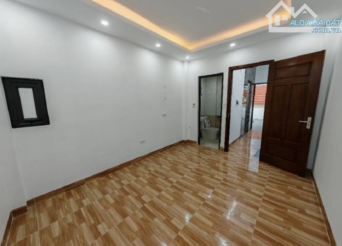 Yên nội, lô góc, 5 tầng, thang máy, sẵn ở- chỉ hơn 6 tỷ- ô tô đỗ cửa - 3