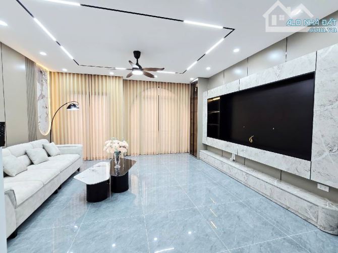 Bán gấp nhà phố Thạch Bàn Ô Tô DT40m2 mt4.4 nhà 5 tầng giá 7.4 tỷ - 3