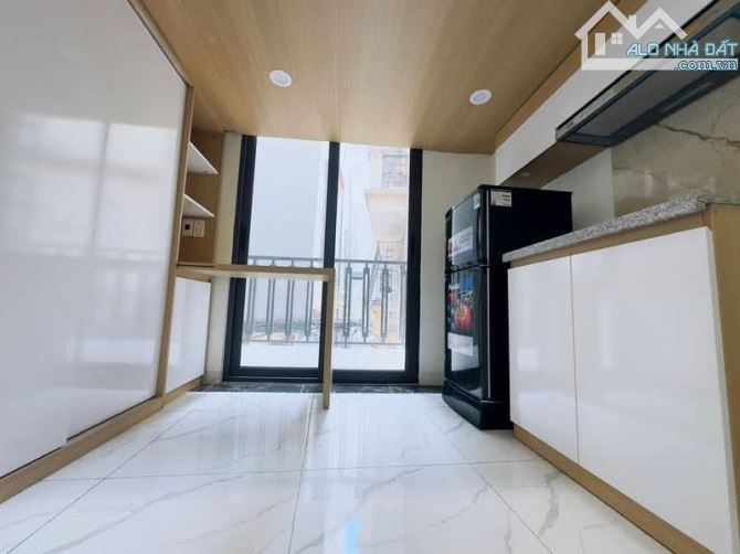 Bán CHDV Thụy Khuê 55m 7 tầng thang máy chỉ 16 tỷ