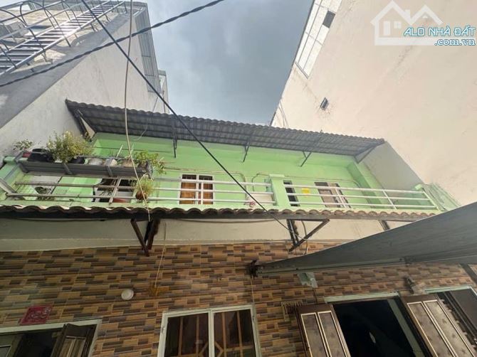 [NGANG LỚN]Bán nhà Bình Thạnh, Bùi Đình Túy, DT:8.4x12.6 trệt + 1lầu tiện xây mới khai thác CHDV - 3