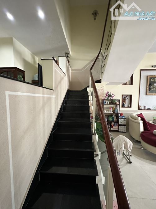 cần bán căn nhà mặt tiền còn mới  80% tại đường Nguyễn Lương Bằng - 3