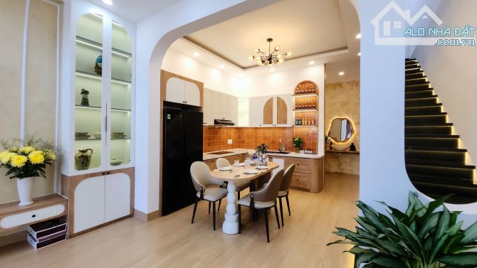 Bán nhà full nội thất gần Eco palace đường Nguyễn Duy Trinh - 3