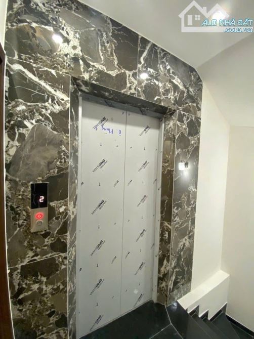 Bán nhà Phạm Văn Đồng, 34m2, phân lô, ô tô, nội thất chủ tặng,  nhỉnh 6tỷ. - 3