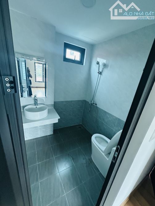 💎 Bán nhà đẹp cạnh cống Chèm – DT 38m², 5 tầng, lô góc 2 mặt thoáng, MT 6m - 3