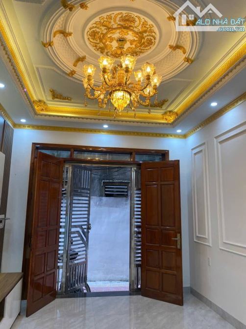 3,25 tỷ bán nhà đẹp 3.5 Tầng Trần Nguyên Hãn - Lê chân, Hải phòng. Ô tô đỗ sát nhà cách 5m - 3