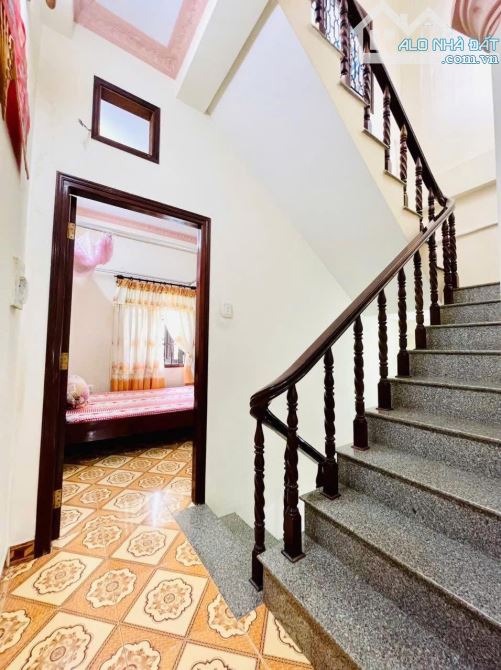 Cần bán Nhà 1 trệt 2 lầu, 2 mặt tiền – Xô Viết Nghệ Tĩnh – 125m² – Giá 14 tỷ - Vị trí vàng - 3