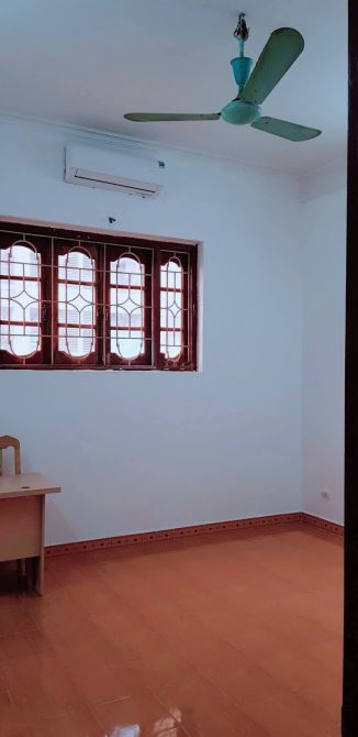 Cho thuê nhà nguyên căn Nguyễn Tuân Thanh Xuân, 65m2 x 4 tầng, 6 ngủ, 4 wc.
23 triệu - 3