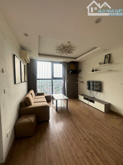 Cho thuê căn 2 ngủ 70m2 CT15 Green Park KĐT Việt Hưng. Full nội thất. - 3
