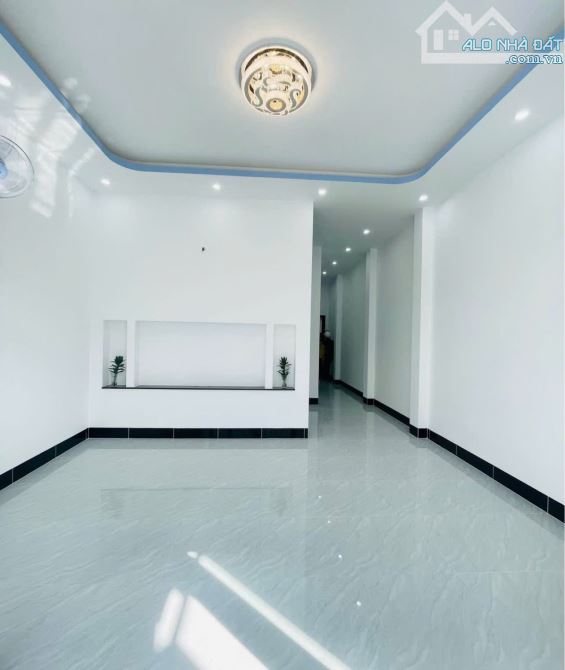 Bán gấp nhà hẻm oto ở Tân Hiệp Hóc Môn 4x18 ( 72m2 ) 760 TRIỆU Sổ hồng riêng đủ - 3