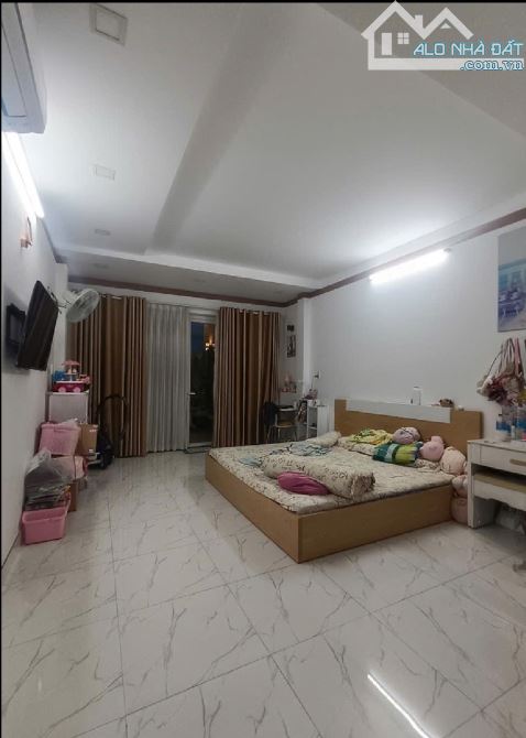Bán nhà mặt tiền 88m2, 4 tầng, ngang 4m, ngay quận 8, chỉ 7,5 tỷ. - 3